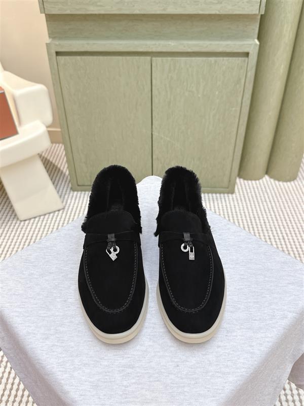 2025126104251261 440